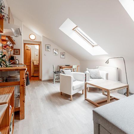 2 Room Flat Hlavna Kosice With Parking Екстер'єр фото