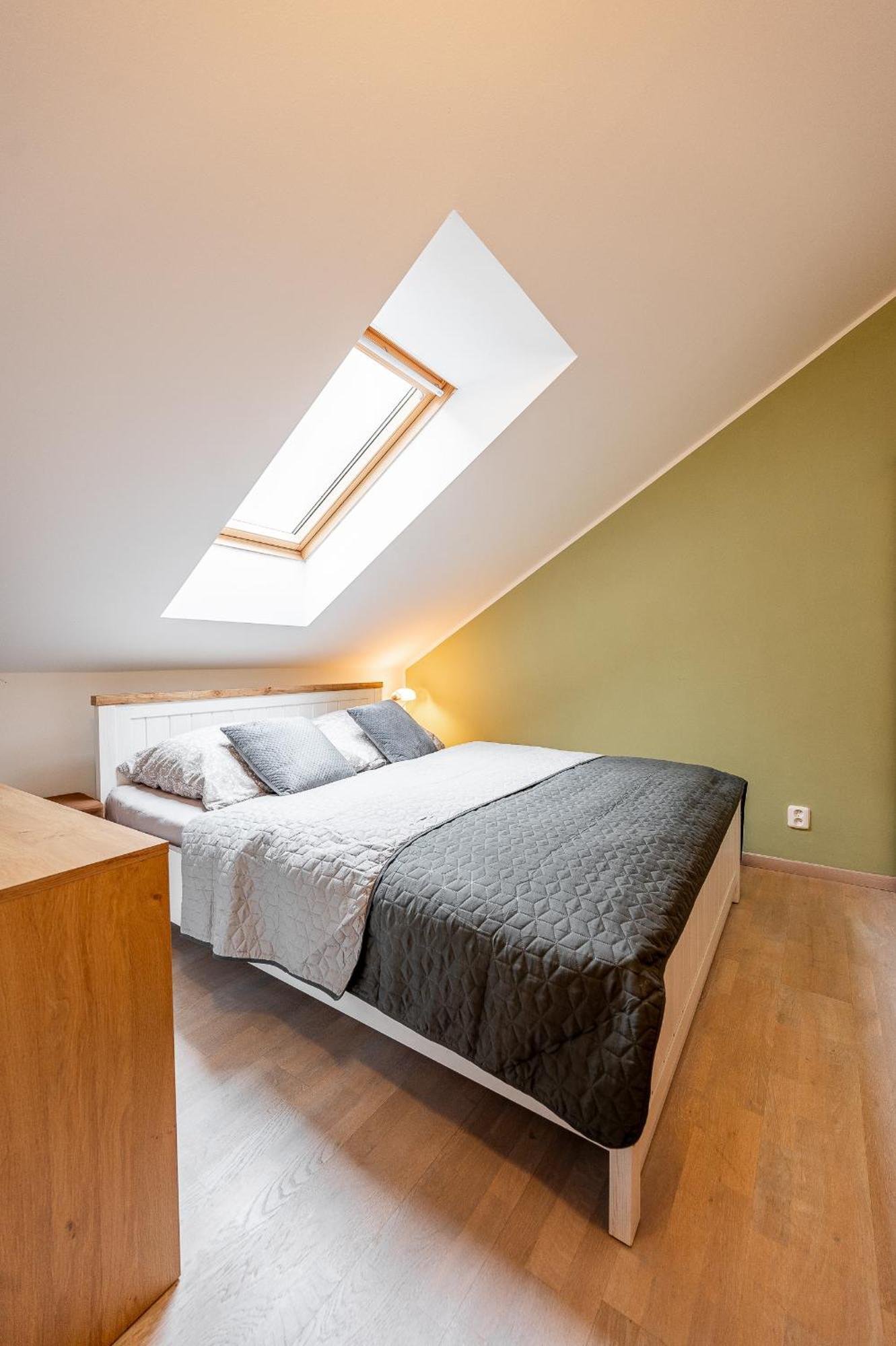2 Room Flat Hlavna Kosice With Parking Екстер'єр фото
