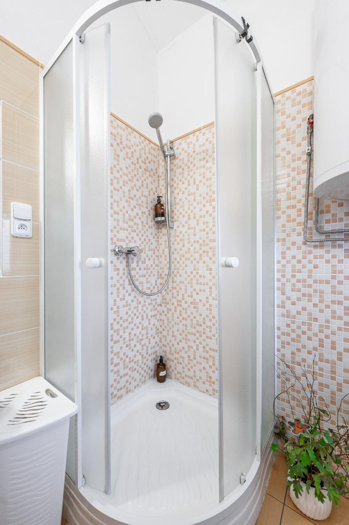 2 Room Flat Hlavna Kosice With Parking Екстер'єр фото